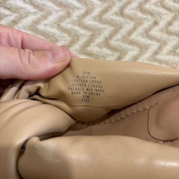 Marc Fisher Navina Puffy Twist Wedge Sandals - Picture 5 of 7